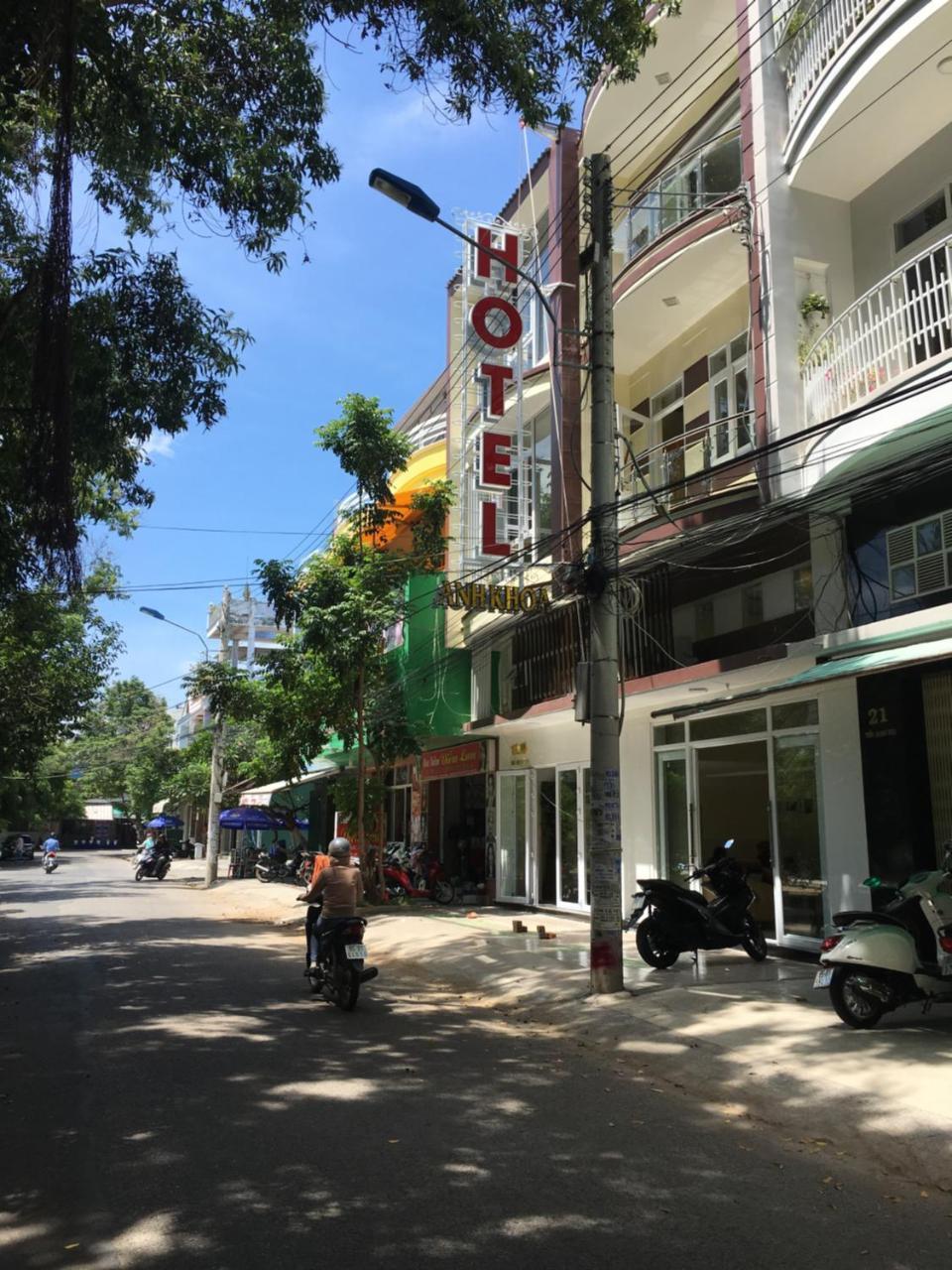 ホテル Khach San Anh Khoa ファンラン エクステリア 写真